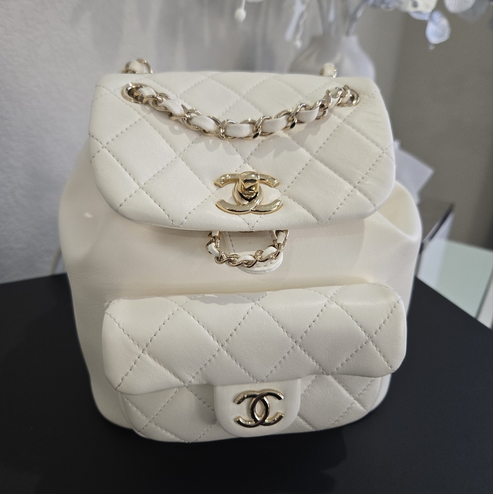 Chanel 22A Duma Backpack White With Gold Hardware